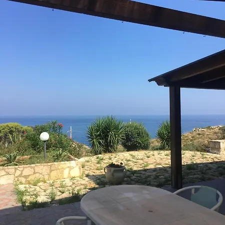 Cala Rossa * Castellammare del Golfo
