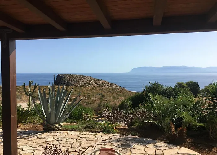 Cala Rossa 招待所 3*