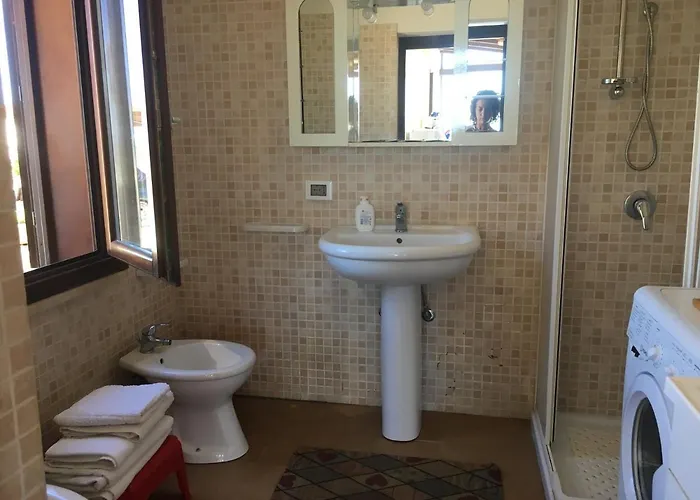 Cala Rossa 3* 卡斯泰拉马莱