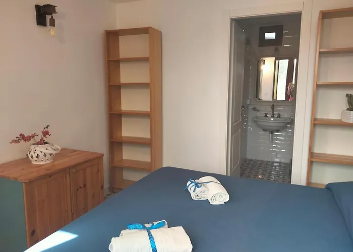 招待所 Cala Rossa 3*