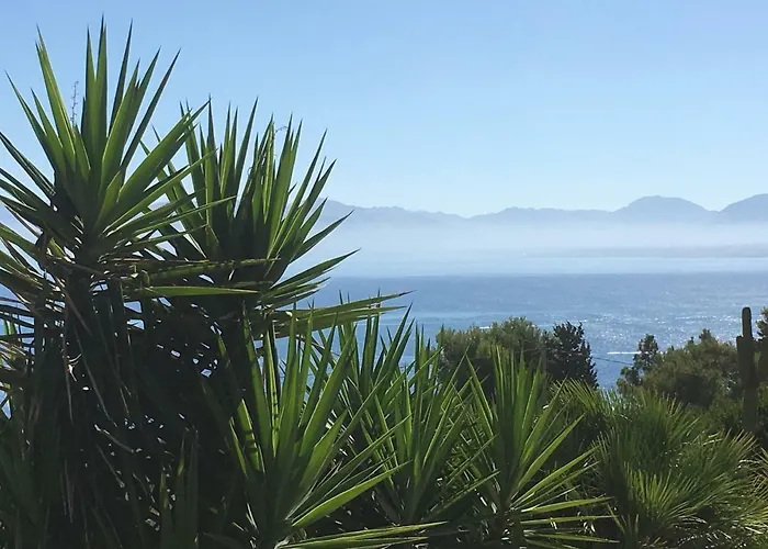 Cala Rossa 招待所 卡斯泰拉马莱